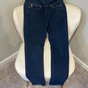 PRICE DROP! Belle By Kim Gravel Pull on Jeans - Dark wash - Size 6